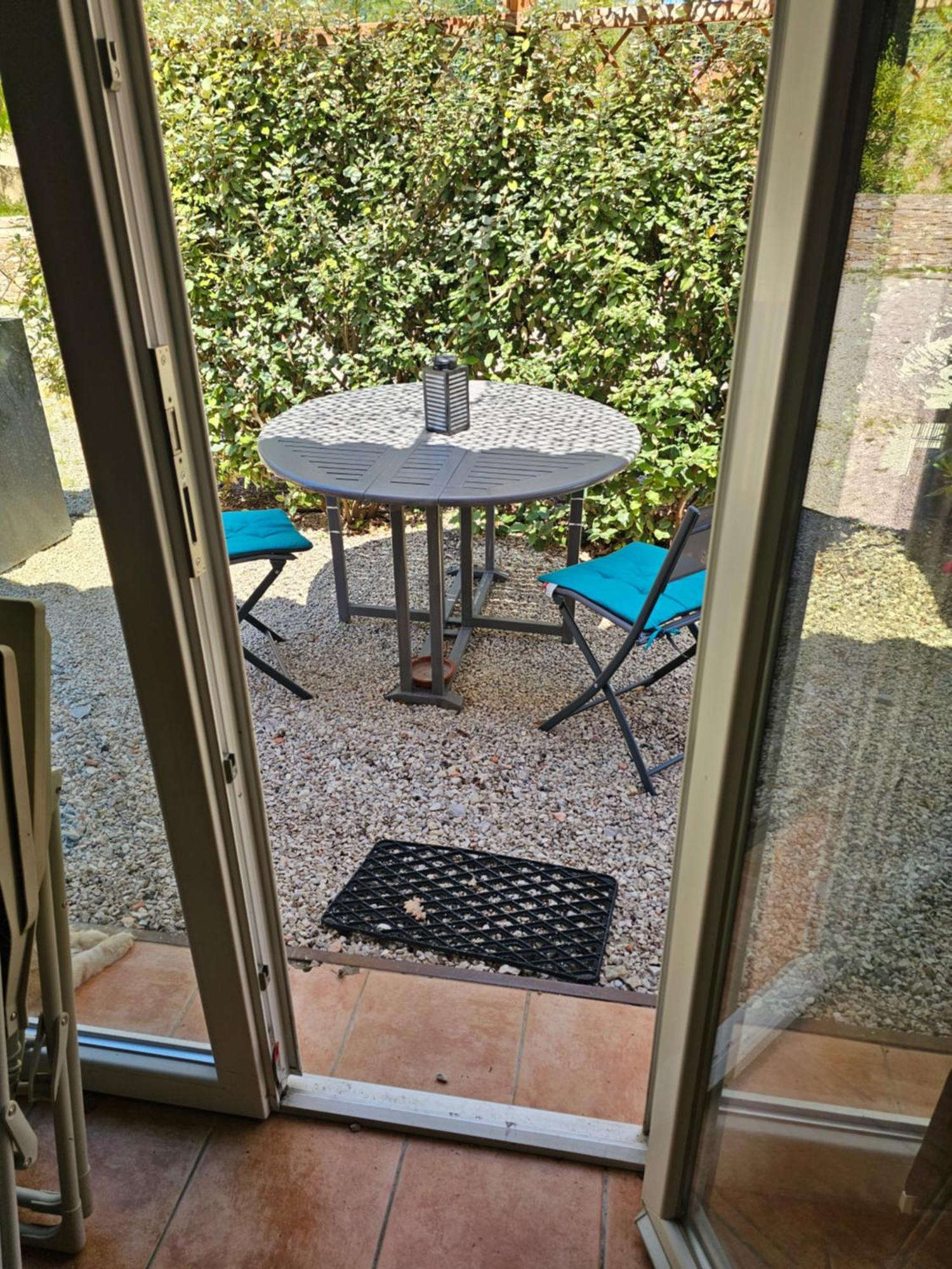 Appartement A La Bastidonne Luaran gambar